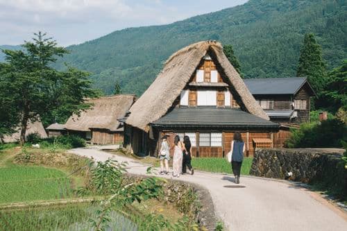 Ainokura