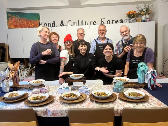 Korean cooking group pic