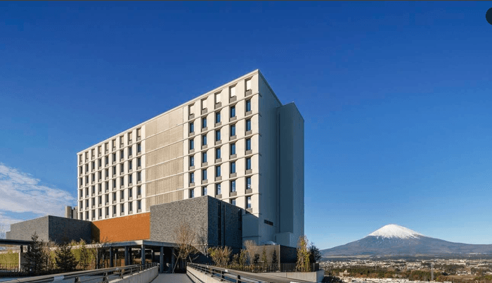 Hotel Clad Gotemba Building