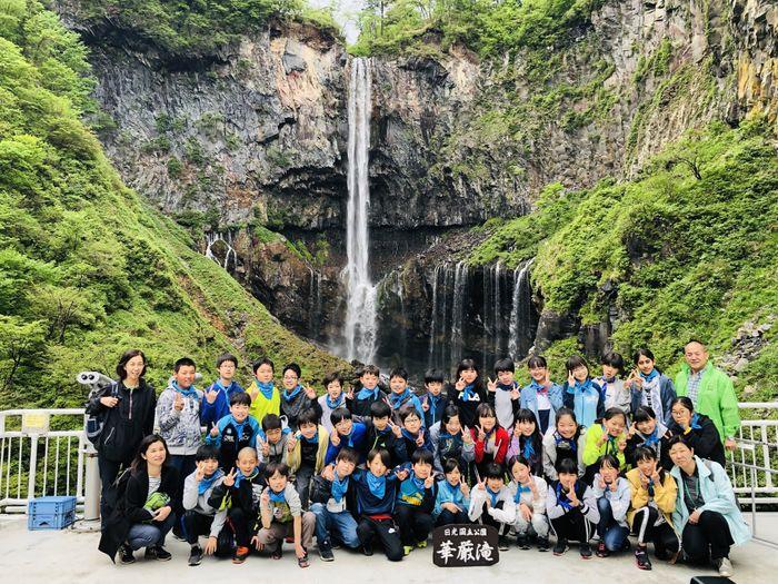 Kegon Falls - Japanese pupils