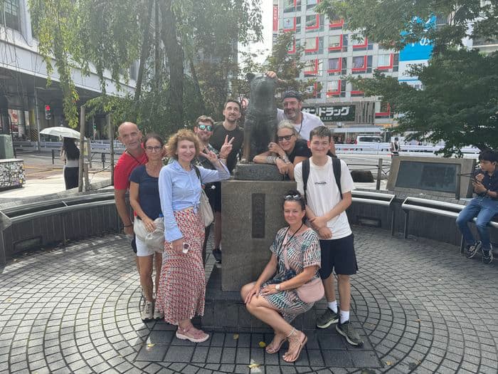 Hachiko und die Berühmte Shibuya Kreuzung